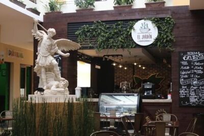 el jardin caffe