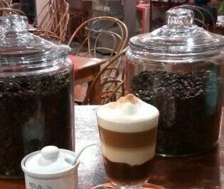 pili cafe